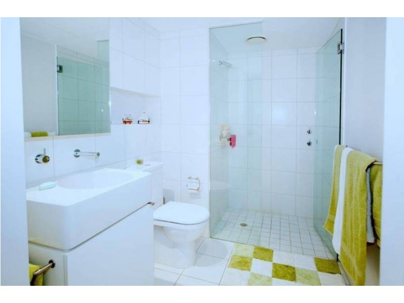 62/111 Merchant Street, Docklands VIC 3008