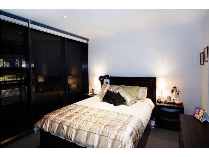 62/111 Merchant Street, Docklands VIC 3008