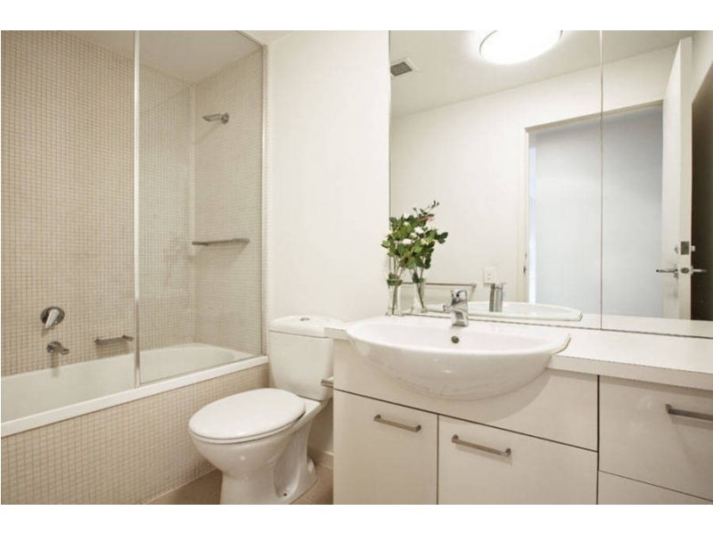 101/15 Caravel Lane, Docklands VIC 3008