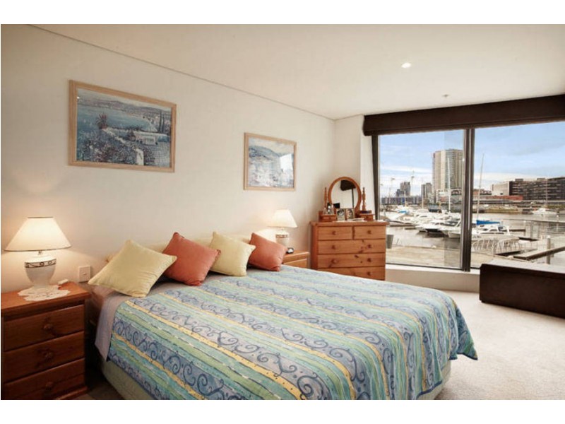 202/98 River Esplanade, Docklands VIC 3008