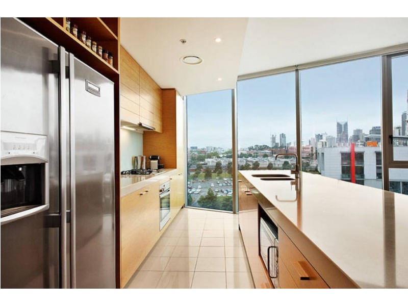 701/2 Newquay Promenade, Docklands VIC 3008