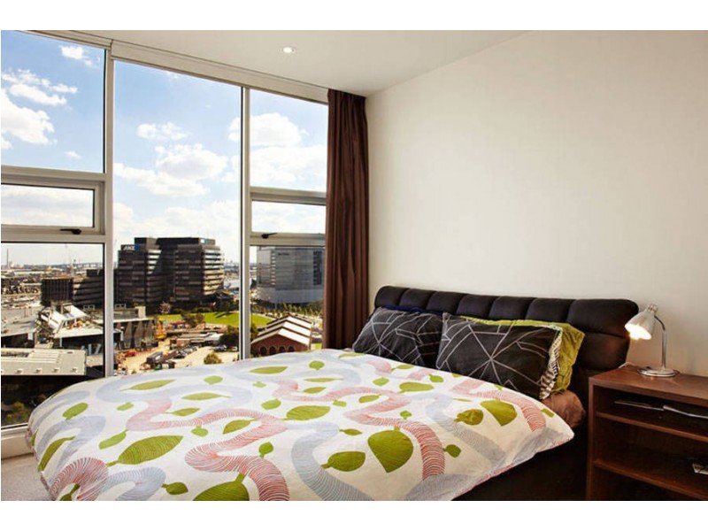 1212/8  McCrae Street, Docklands VIC 3008