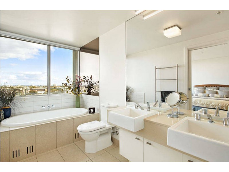 1104/80 Lorimer Street, Docklands VIC 3008