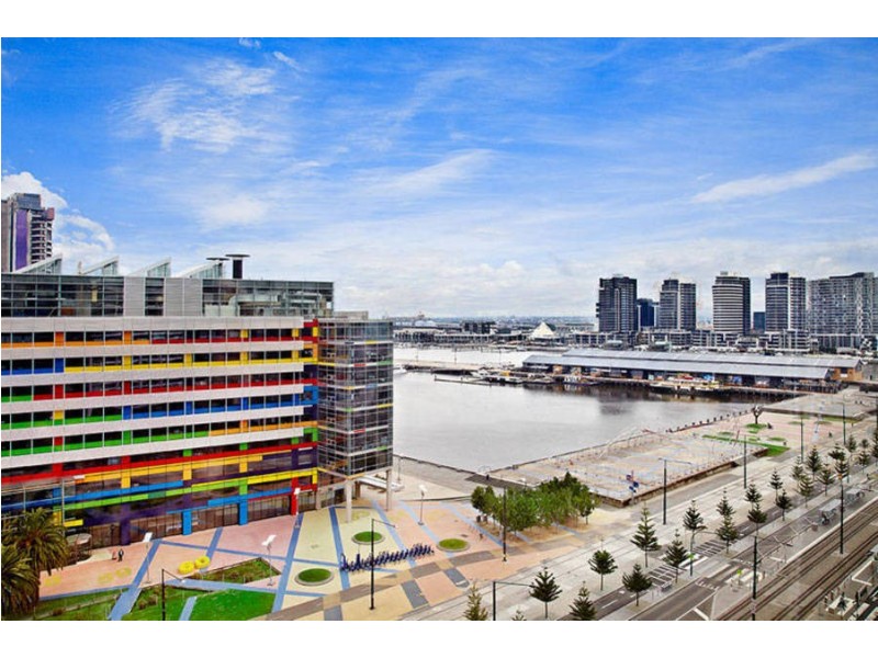1201/100 Harbour Esplanade, Docklands VIC 3008