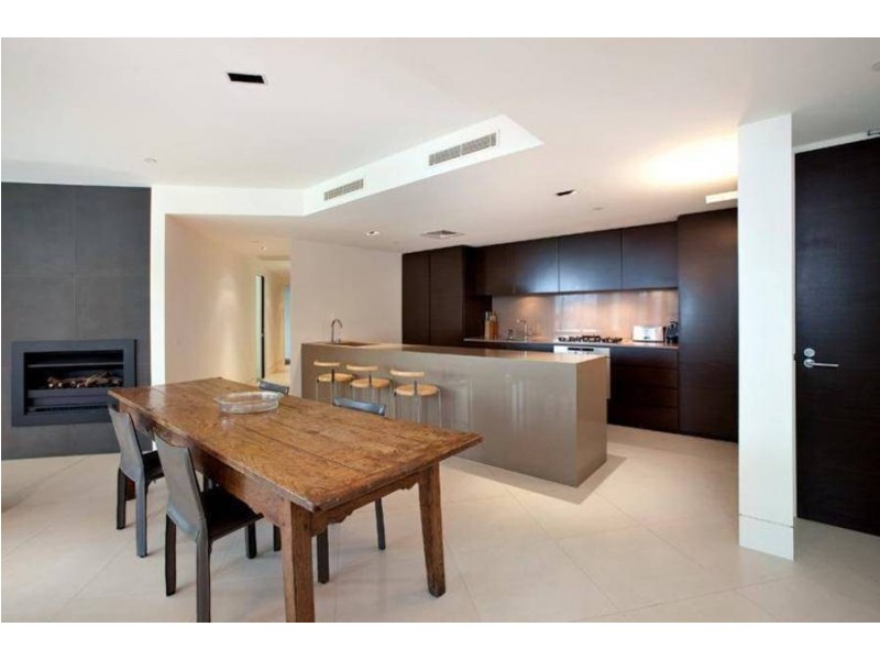 1102/279 Wellington Parade, East Melbourne VIC 3002