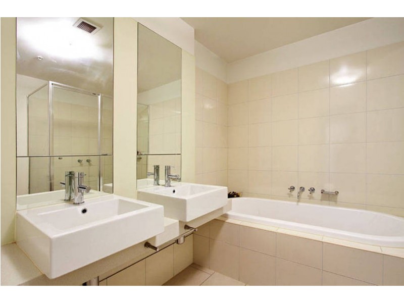 1604/60 Siddeley Street, Docklands VIC 3008