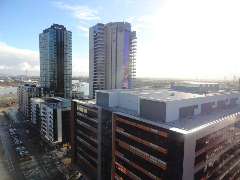 1503/815 Bourke Street, Docklands VIC 3008