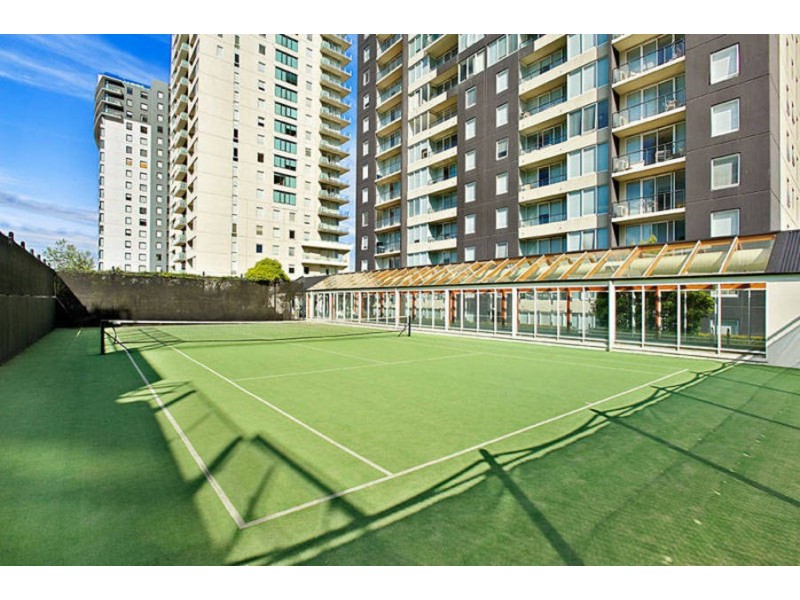 32/79 Whiteman Street, Southbank VIC 3006