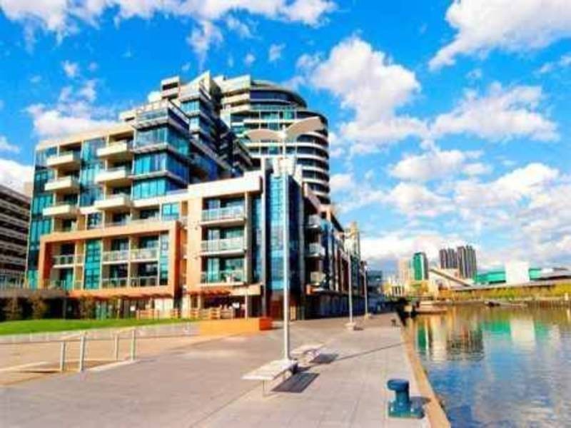 1016/60 Siddeley Street, Docklands VIC 3008