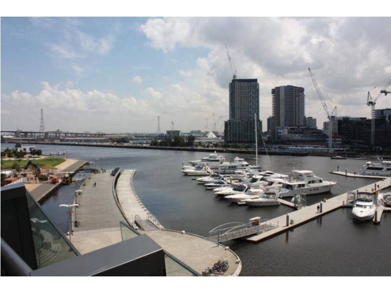 503/98 River Esplanade, Docklands VIC 3008