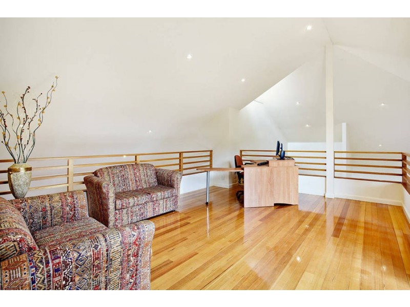 22 Barnett Street, Hampton VIC 3188