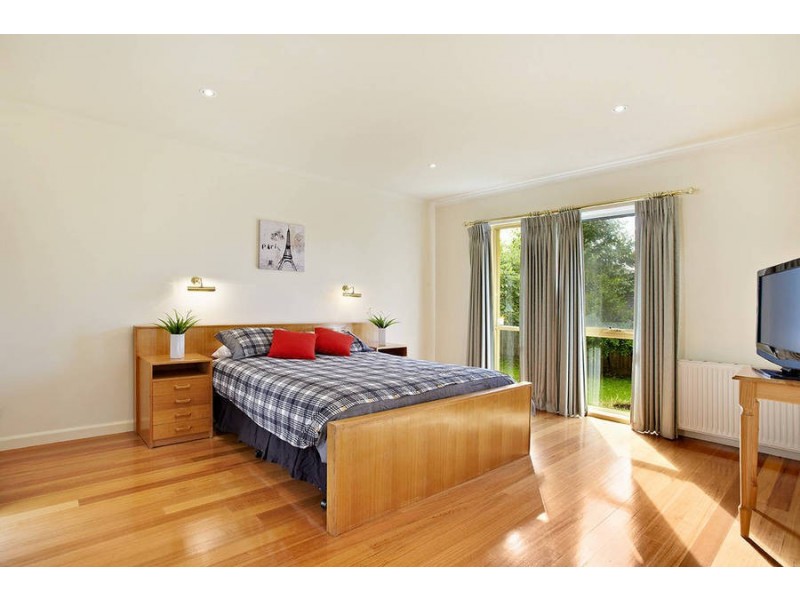 22 Barnett Street, Hampton VIC 3188