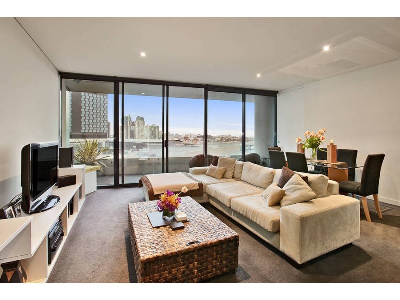 1007/50 Lorimer Steet, Docklands VIC 3008