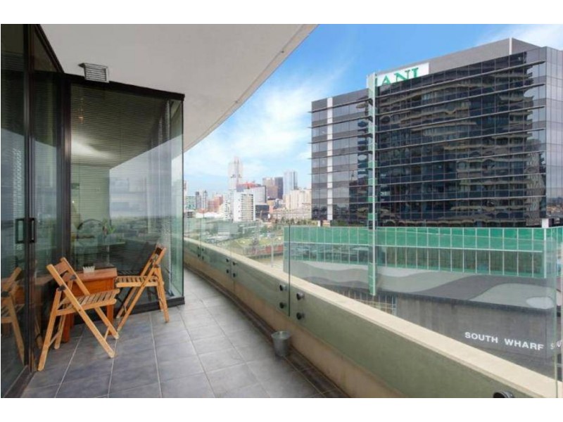 1008/50 Lorimer Street, Docklands VIC 3008
