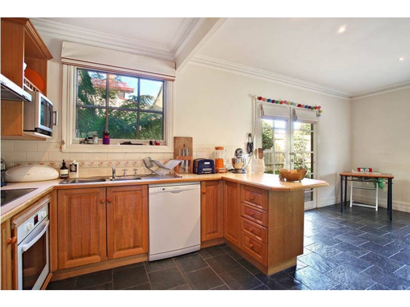 27 Beauchamp Street, Preston VIC 3072