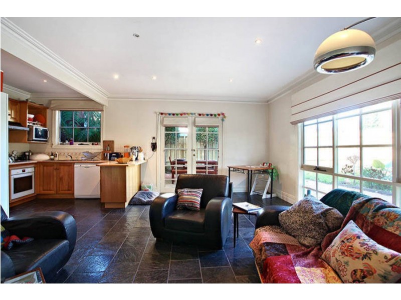 27 Beauchamp Street, Preston VIC 3072