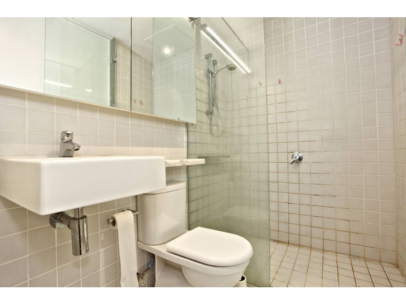 321/757 Bourke Street, Docklands VIC 3008