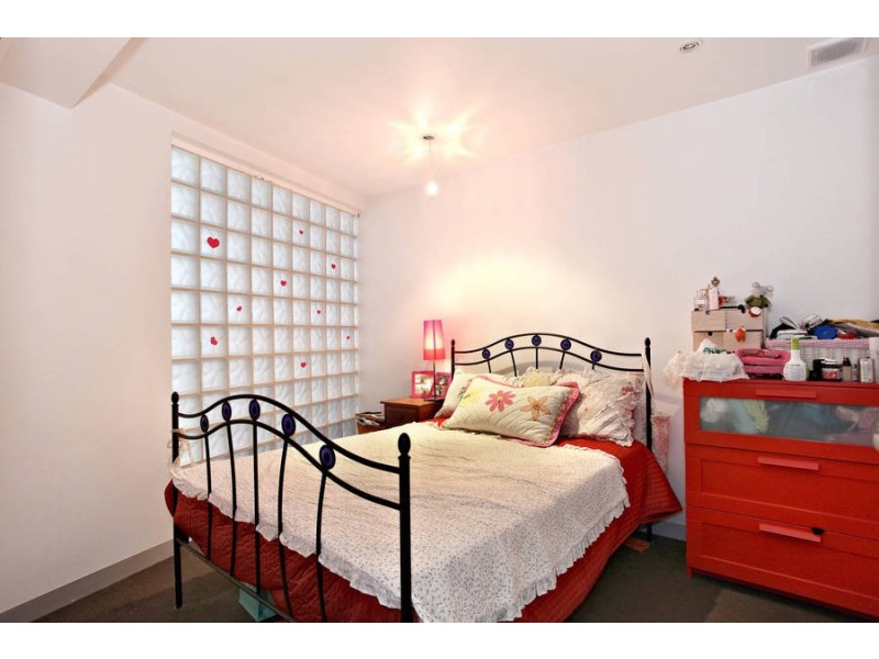 321/757 Bourke Street, Docklands VIC 3008