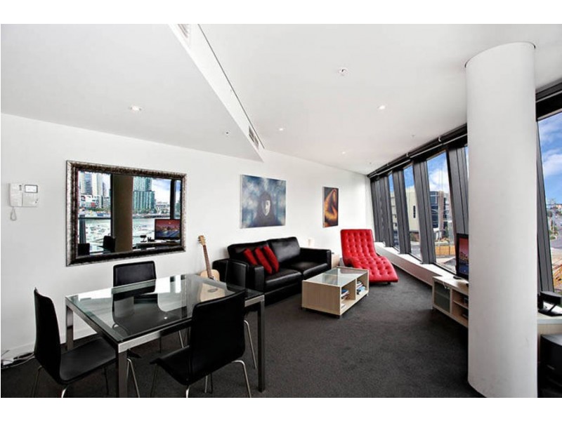 401/98 River Esplanade, Docklands VIC 3008