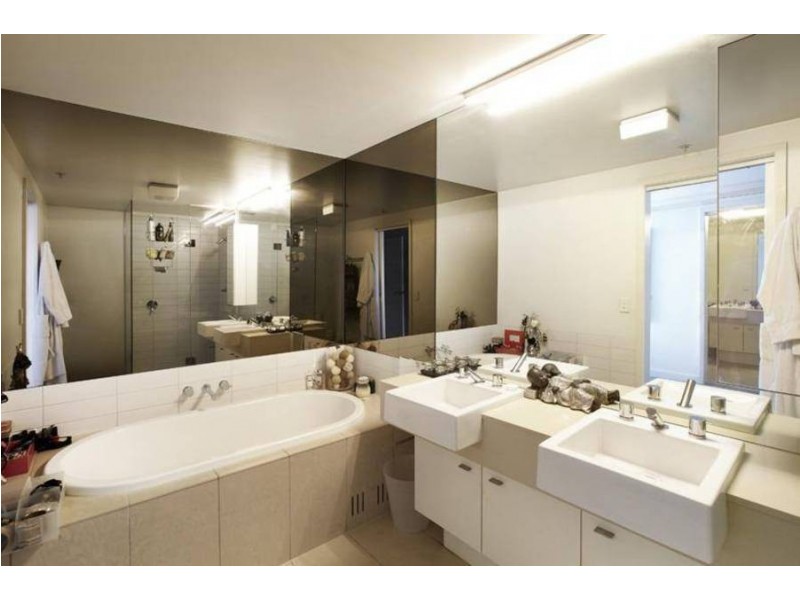 2101/80 Lorimer Street, Docklands VIC 3008