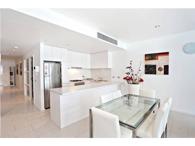 711/60 Siddeley Street, Docklands VIC 3008