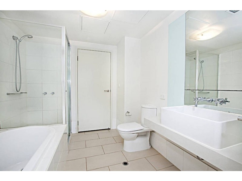 1108/60 Siddeley Street, Docklands VIC 3008