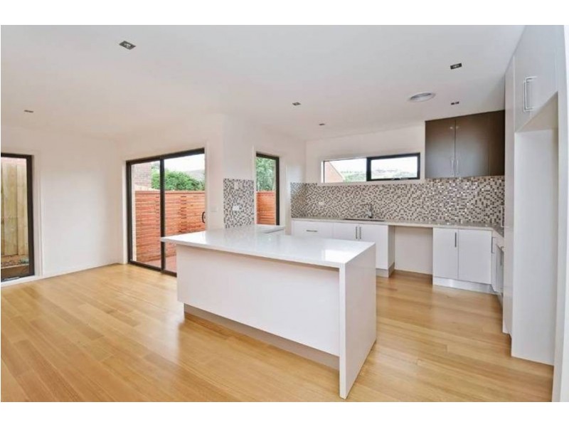 3/12 Hunter Street, Keilor VIC 3036