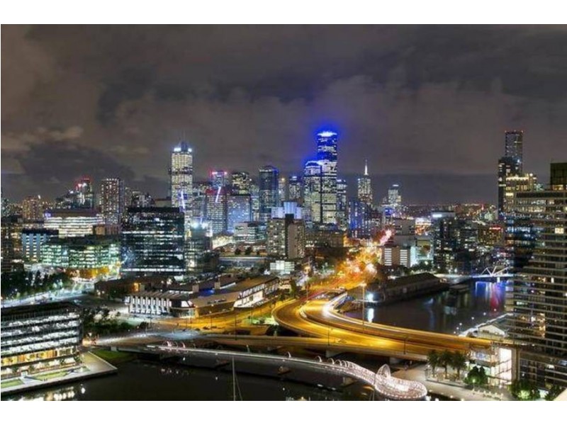 2302/80 Lorimer Street, Docklands VIC 3008