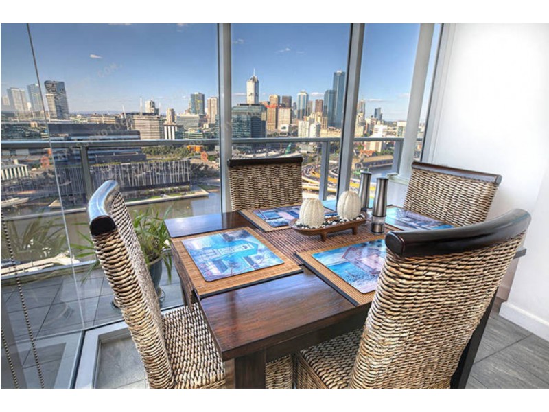 2302/80 Lorimer Street, Docklands VIC 3008