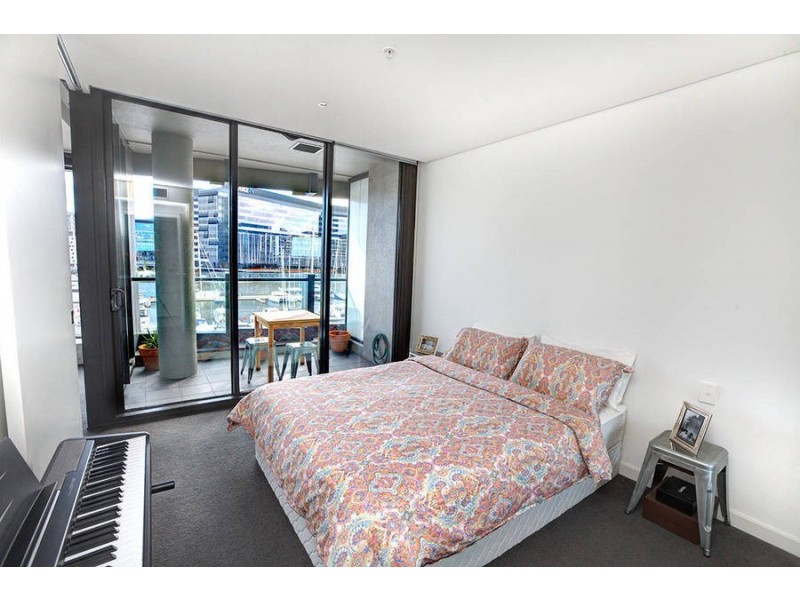 504/98  River Espanade, Docklands VIC 3008