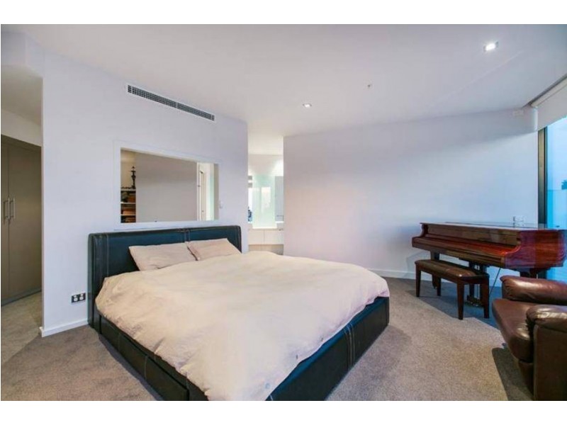 1807/60 Siddeley Street, Docklands VIC 3008