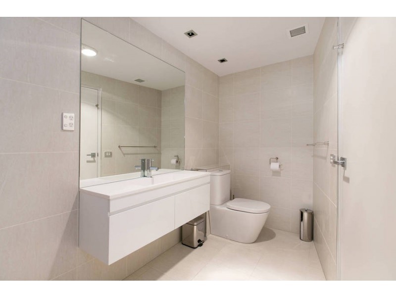 1807/60 Siddeley Street, Docklands VIC 3008