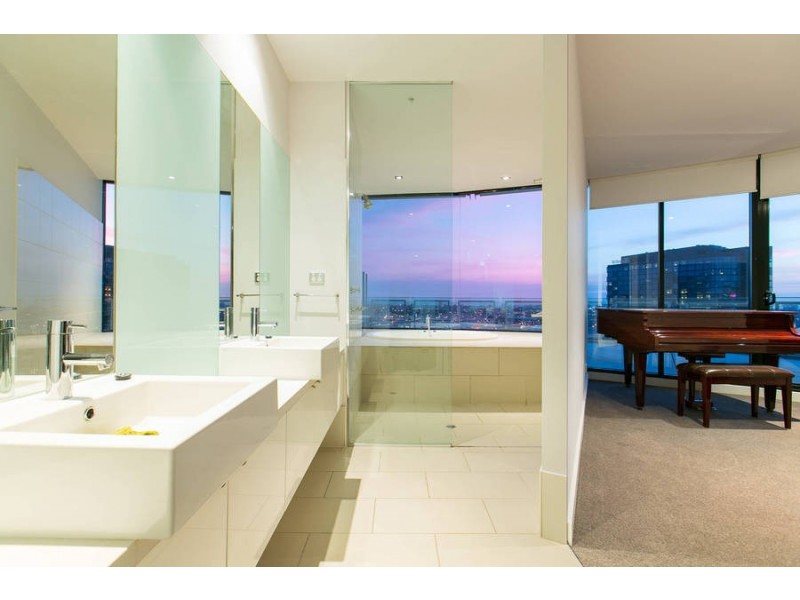 1807/60 Siddeley Street, Docklands VIC 3008