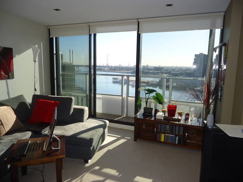 1210/100 Harbour Esplanade, Docklands VIC 3008