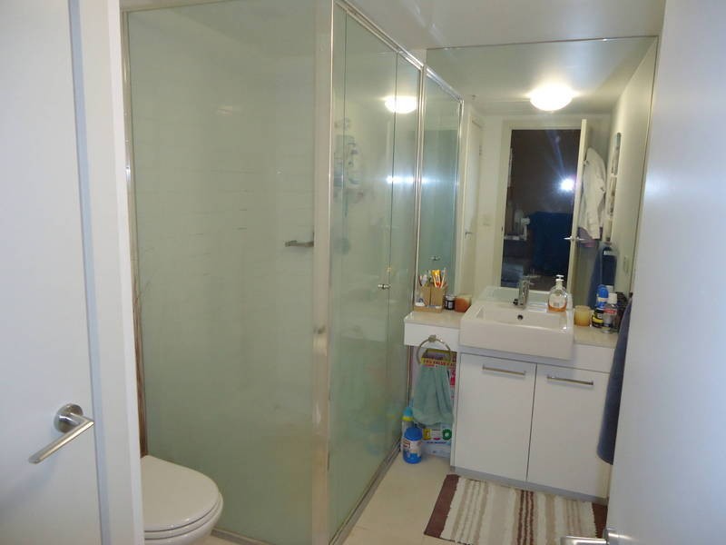 1210/100 Harbour Esplanade, Docklands VIC 3008