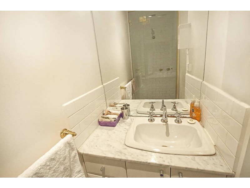 1/24 Little Bourke Street, Melbourne VIC 3000