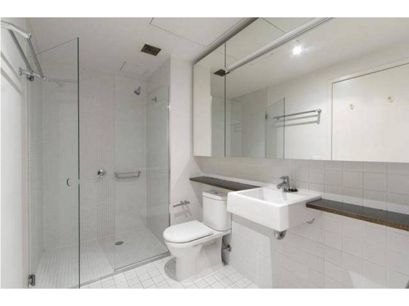 1705/8 Waterview Walk, Docklands VIC 3008