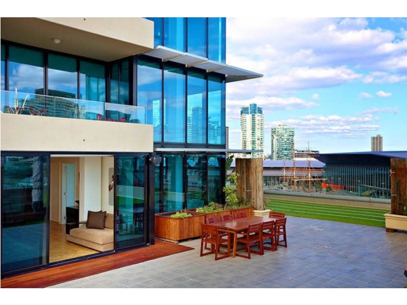 709/60 Siddeley Street, Docklands VIC 3008