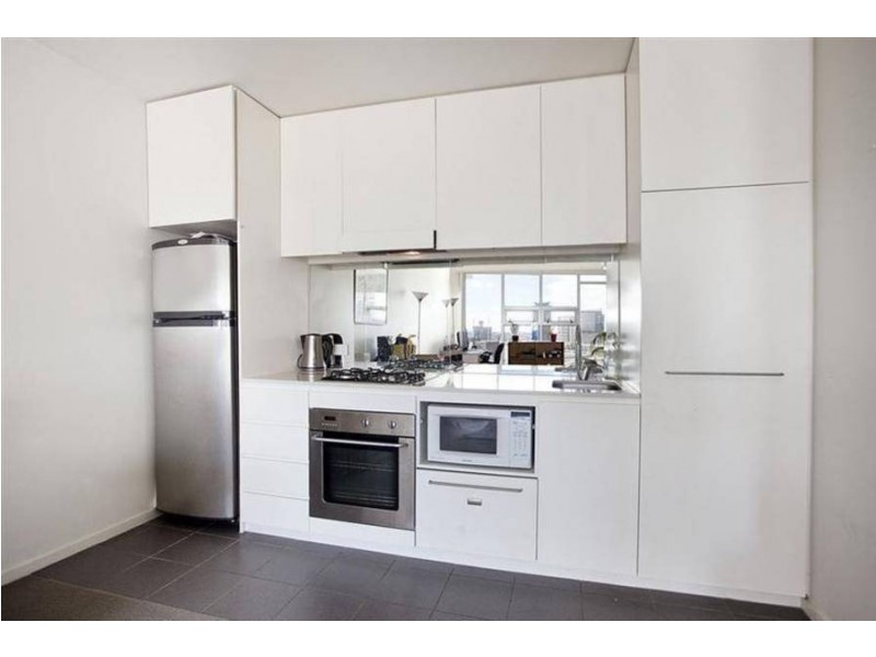 810/8 McCrae Street, Docklands VIC 3008