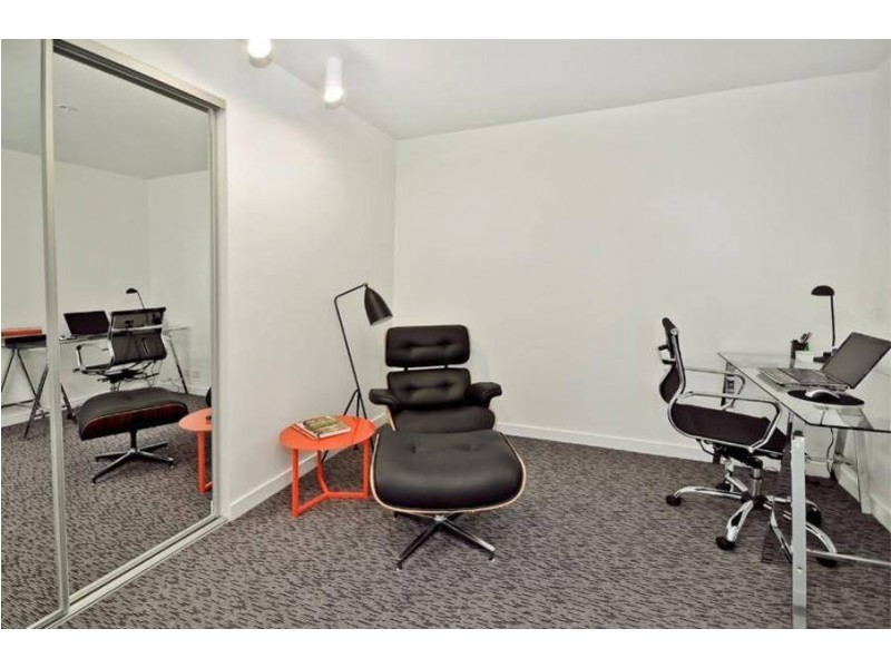 1008/673 LaTrobe Street, Docklands VIC 3008