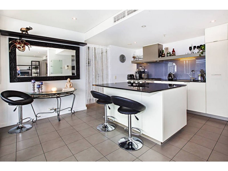 306/94 River Esplanade, Docklands VIC 3008