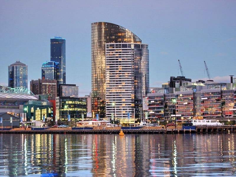 2307/100 Harbour Esplanade, Docklands VIC 3008