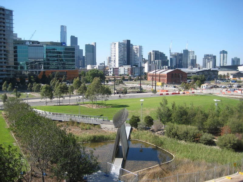 402/1 Encounter Way, Docklands VIC 3008