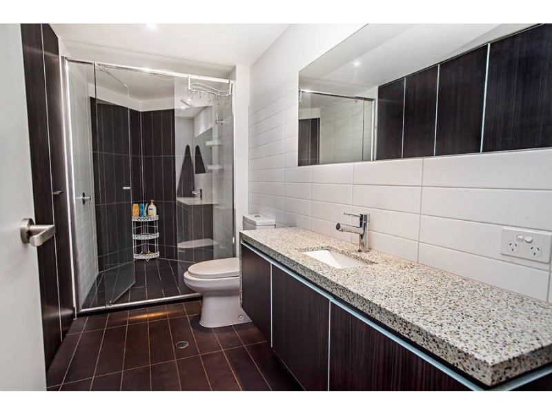 512/673 LaTrobe Street, Docklands VIC 3008