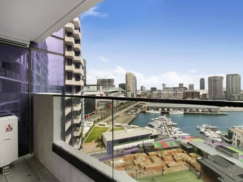 241 Harbour Esplanade, Docklands VIC 3008