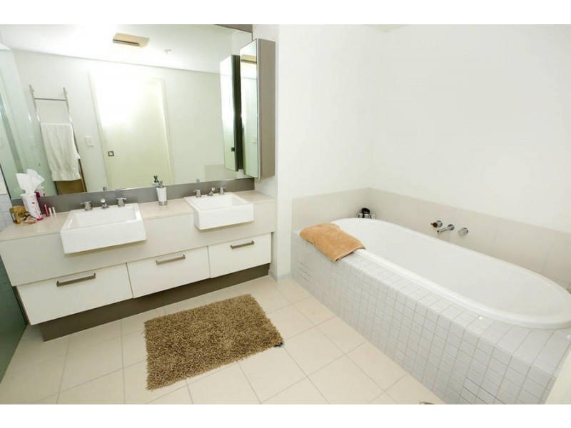 1703/70 Lorimer Street, Docklands VIC 3008