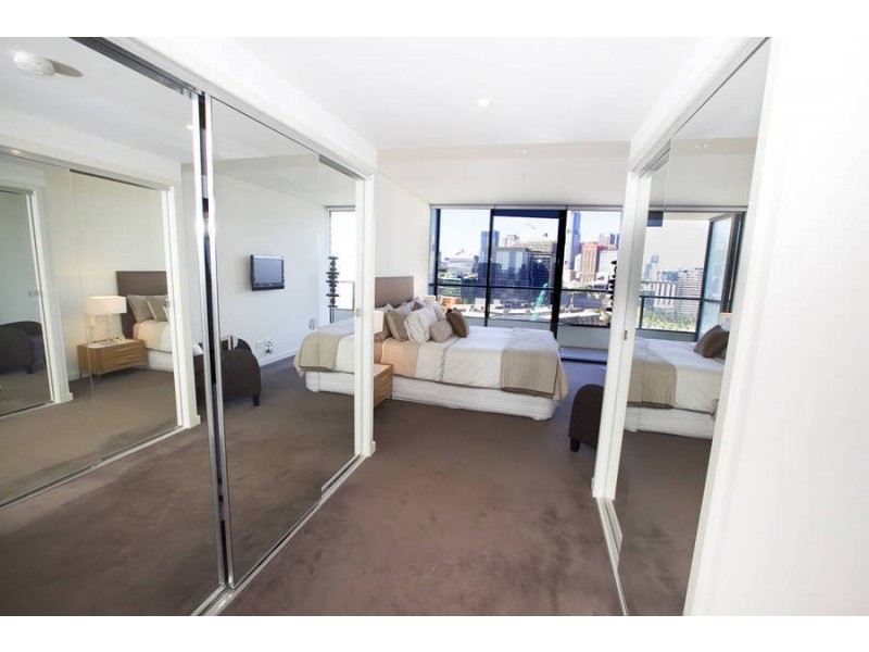 1703/70 Lorimer Street, Docklands VIC 3008