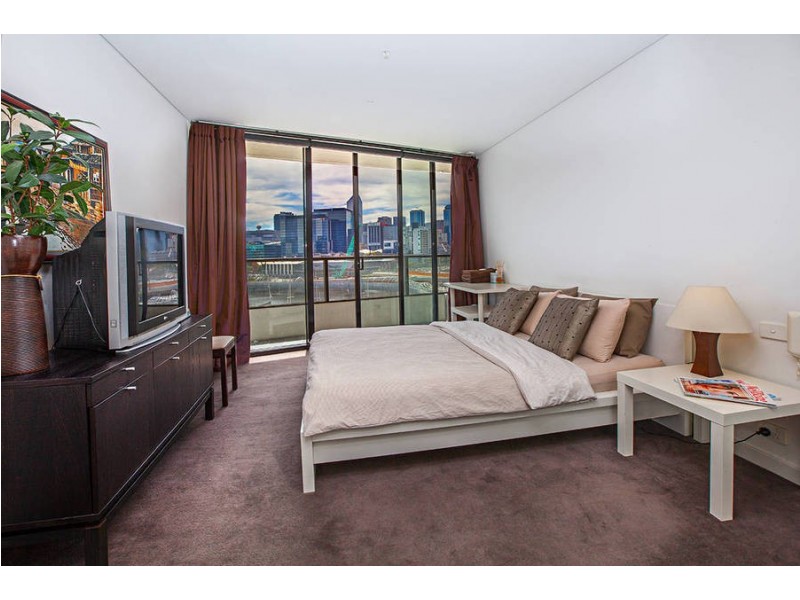 701/70 Lorimer Street, Docklands VIC 3008