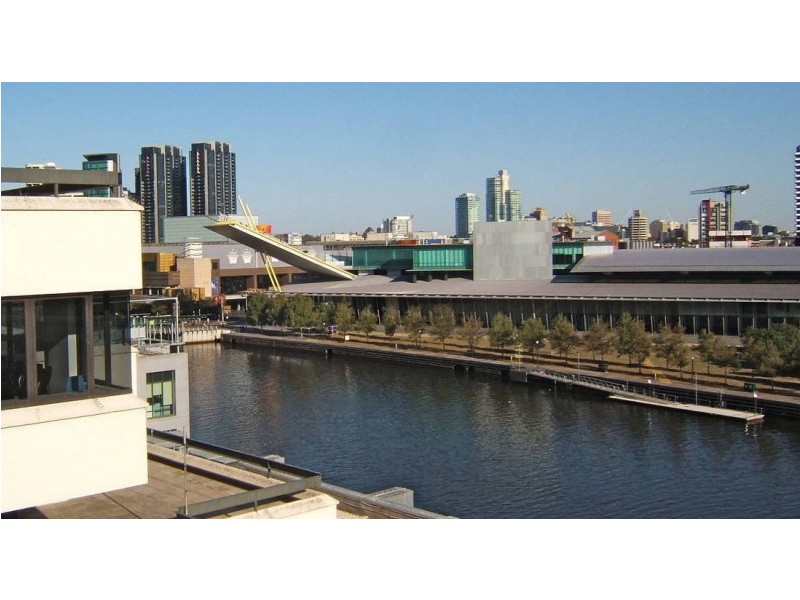 718/60 Siddeley Street, Docklands VIC 3008