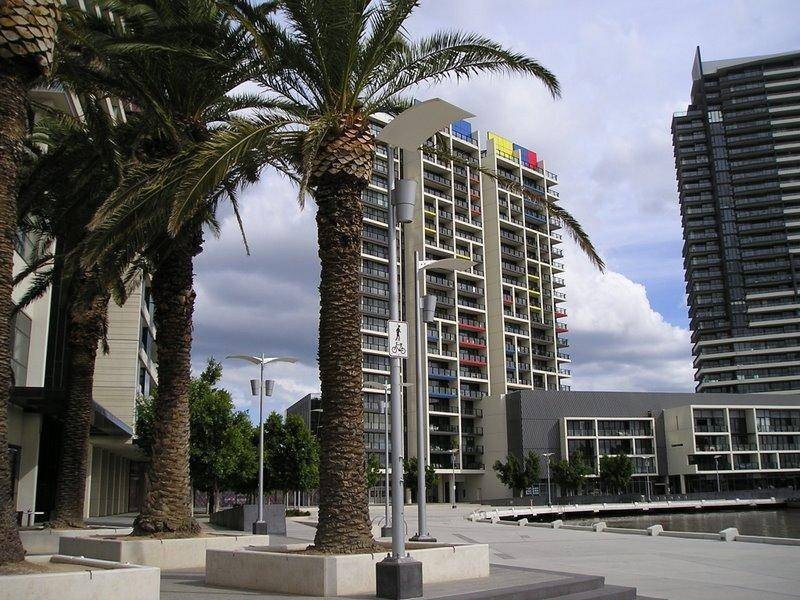 605/ 60 Lorimer Street, Docklands VIC 3008